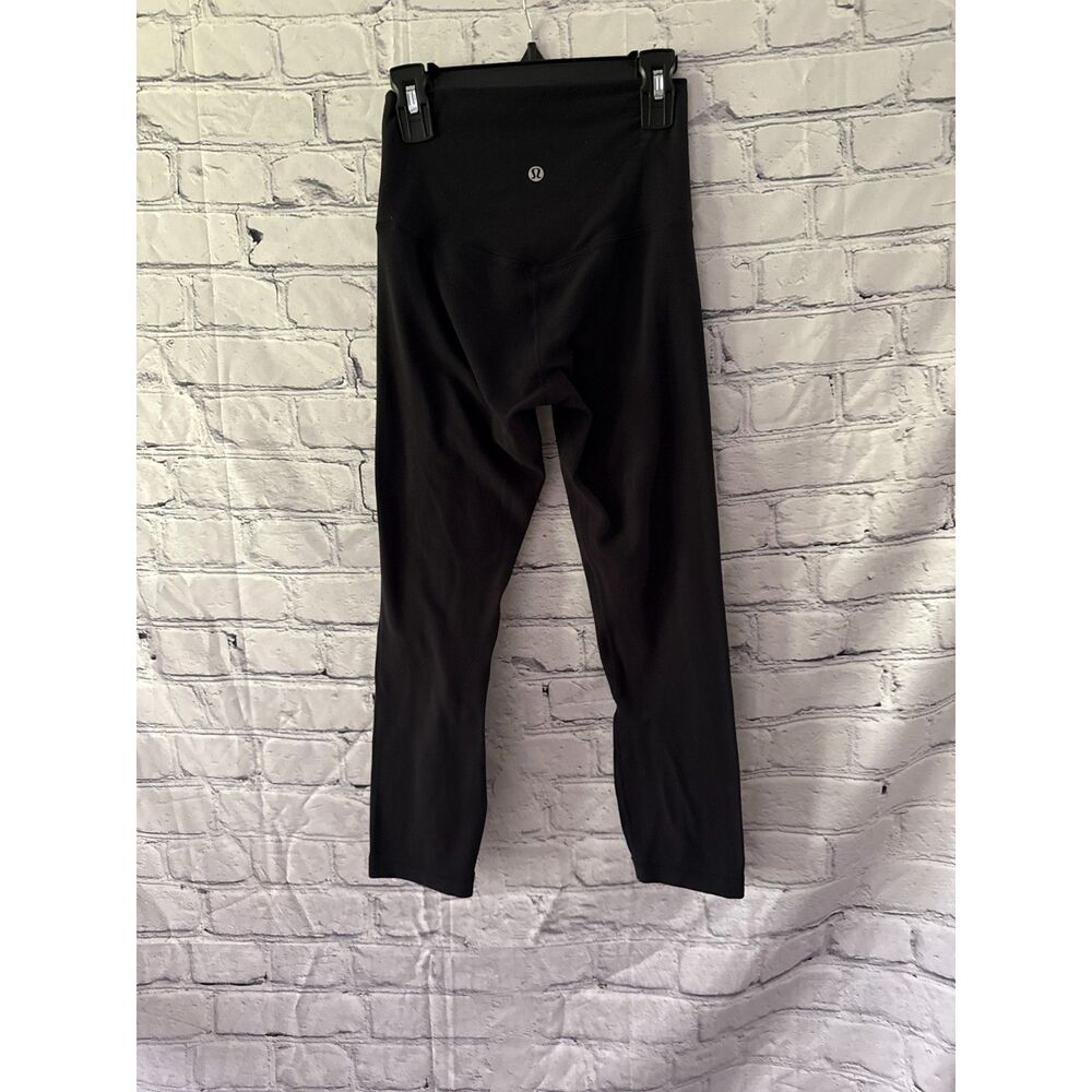 lululemon cropped legging size 2 black 21-inch